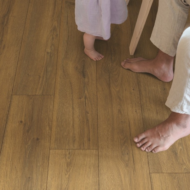 QuickStep Classic Cocoa Brown Oak Laminate Flooring CLM5793